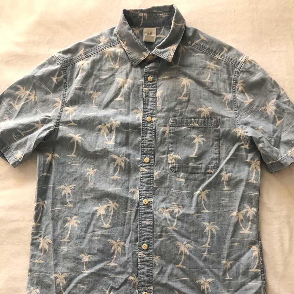 Men’s button up.